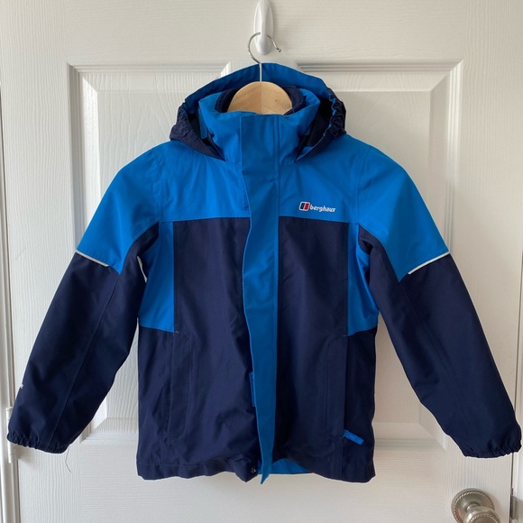 Berghaus 2 in 1 ski jacket - Picture 7 of 11